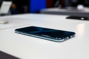 MWC26 중국 스마트폰 혁신 총정리 – 아너 로봇폰과 샤오미17 울트라 삼성 도전